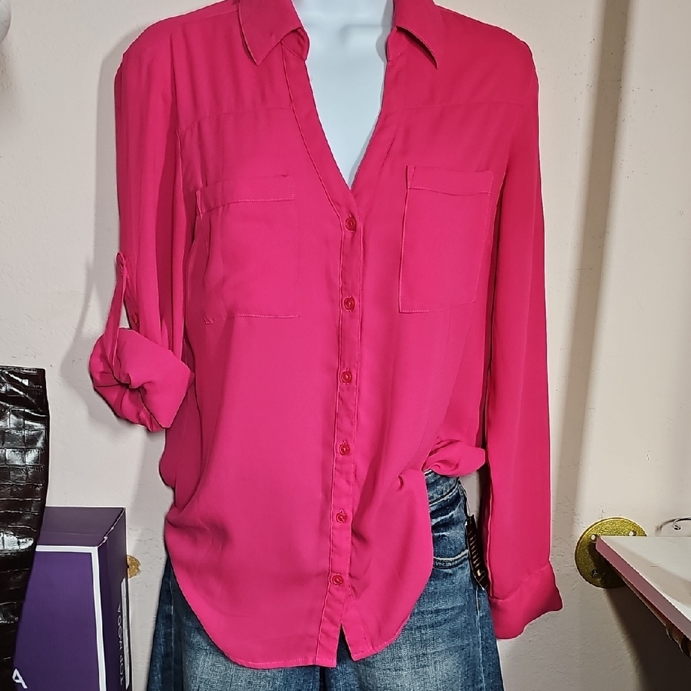 Express Pink Notched Collar Full Sleeve And A Turn Up Option Top Size S